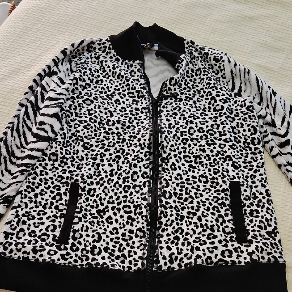 Jones New York Black and White Animal Print Bomber Jacket